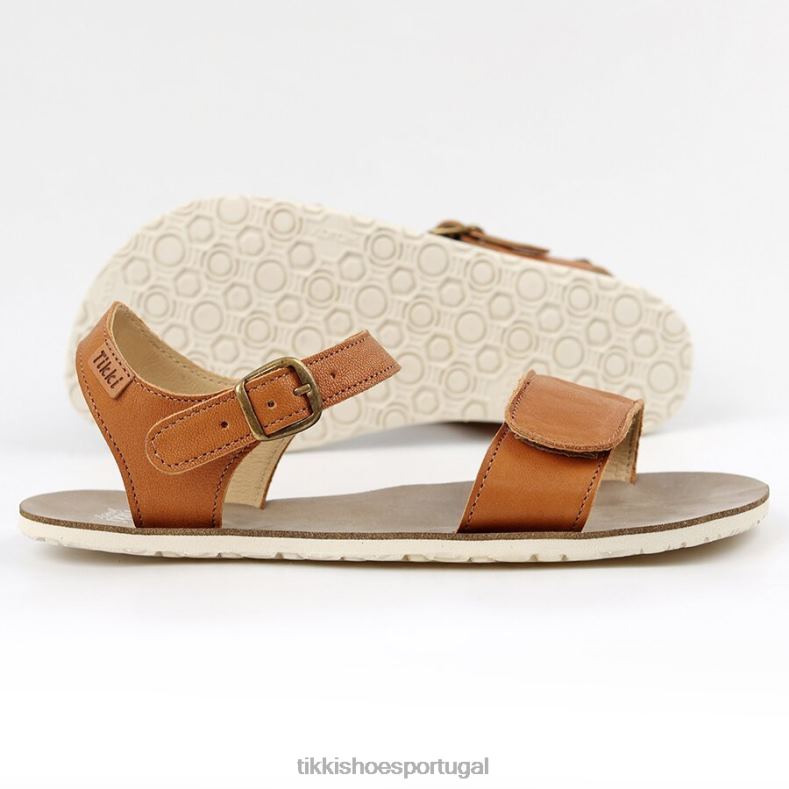 Tikki adultos conhaque sandálias descalças vibe v1 calçados 68Z4V236