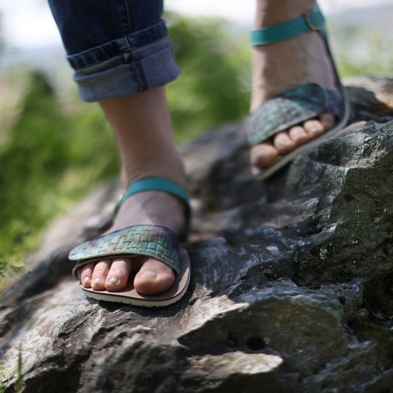 Tikki adultos tempestade tropical sandálias descalças vibe v1 calçados 68Z4V234